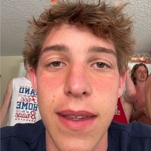 Meet your Posher, Chase